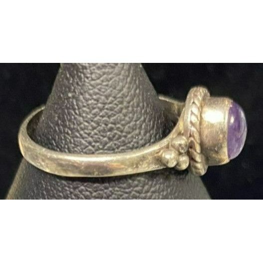 Other Vintage Silver Ring With Amethyst Gemstone - Size 6 Size ONE SIZE - 3 Thumbnail