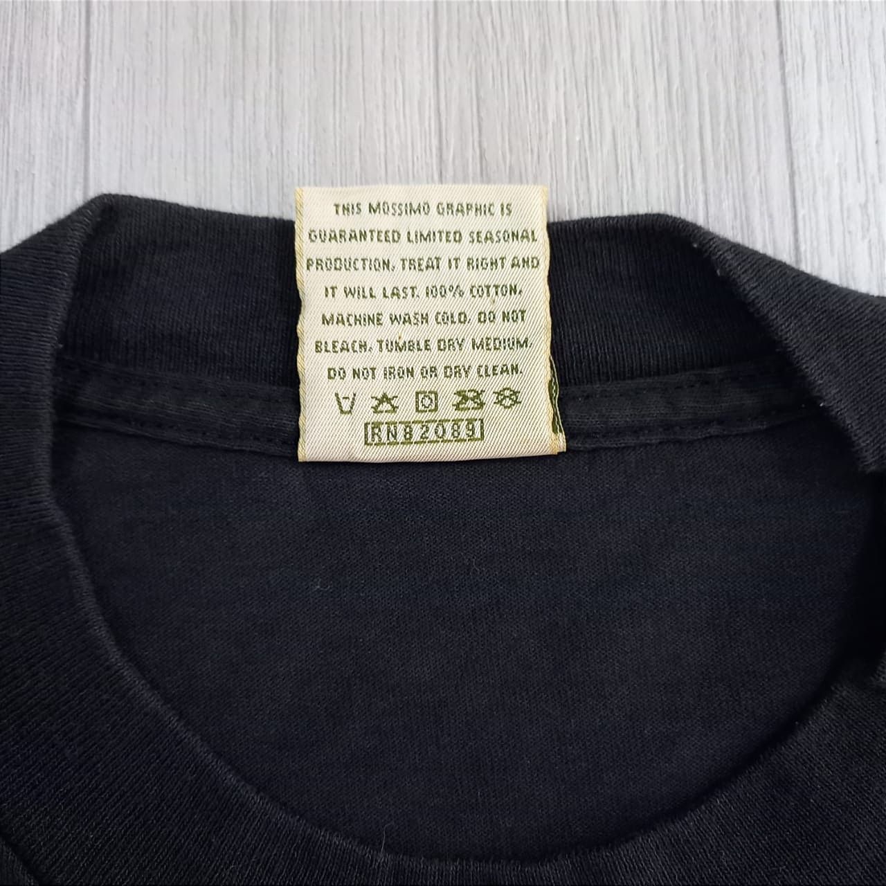 Mossimo Vintage MOSSIMO Limited Edition Surfing SkategangT-shirt Size US L / EU 52-54 / 3 - 7 Thumbnail