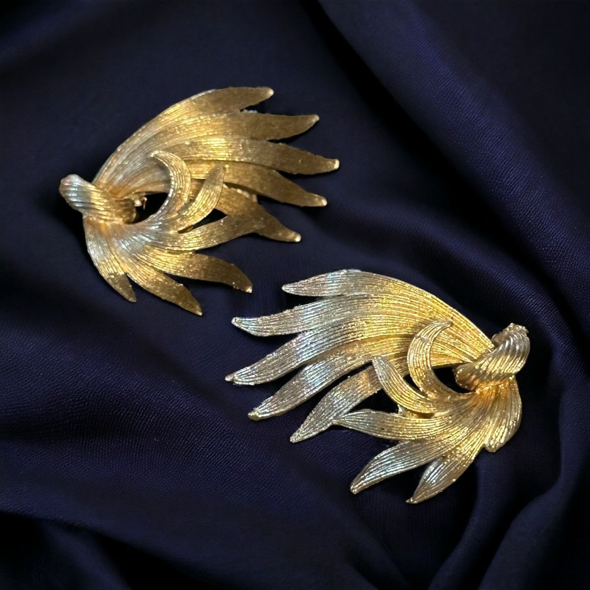 Vintage Vintage Lisner leaf clip on earrings Size ONE SIZE - 1 Thumbnail