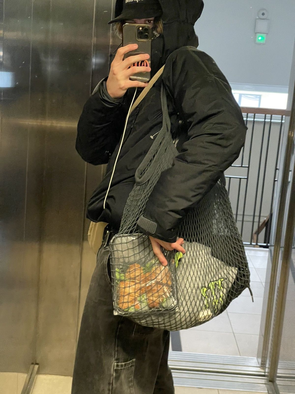 Japanese Brand Vintage Y2K Shopper Crossbody Bag With Pockets Streetwear Size ONE SIZE - 3 Thumbnail