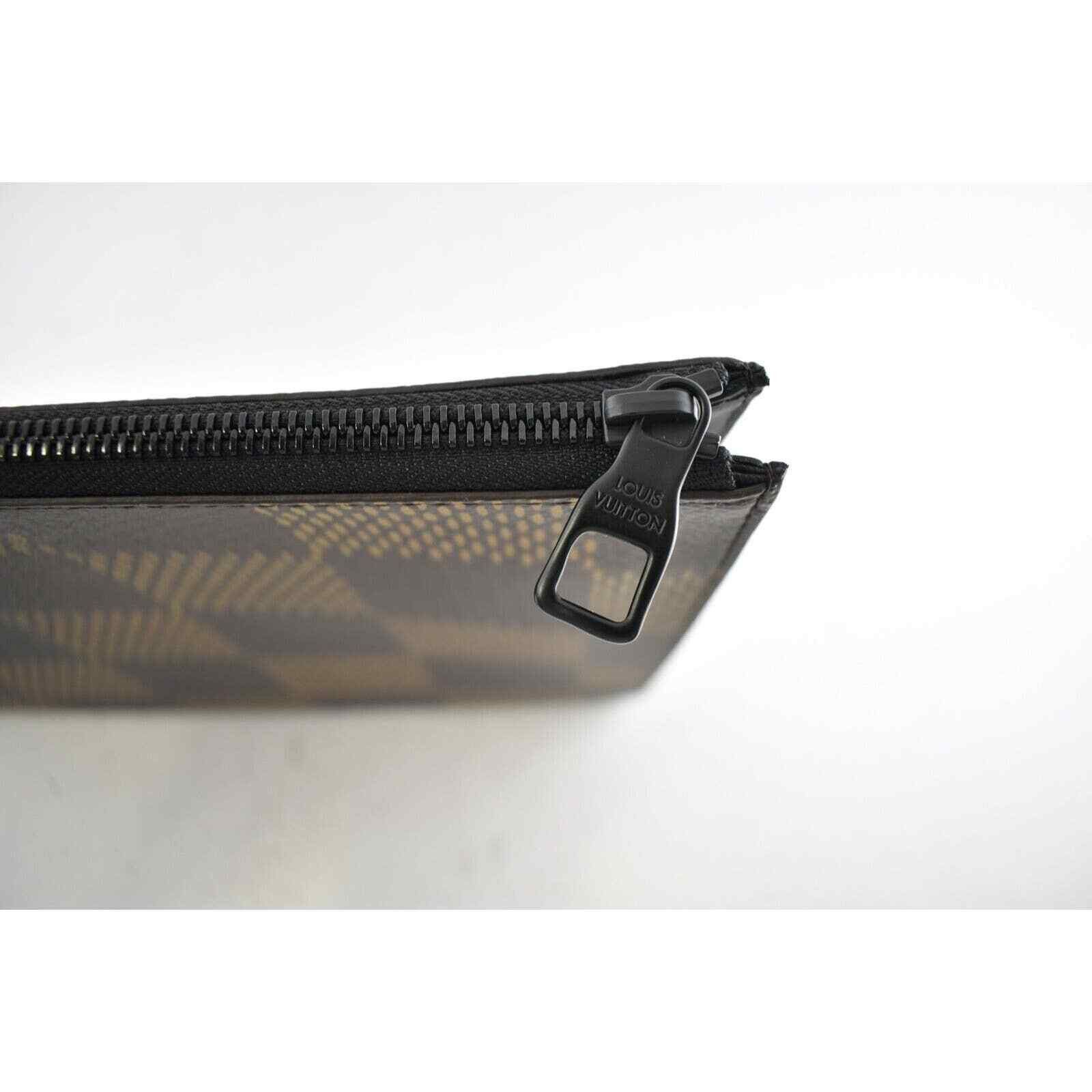 Louis Vuitton Louis Vuitton Giant Monogram Damier Ebene Clutch Bag Size ONE SIZE - 5 Thumbnail