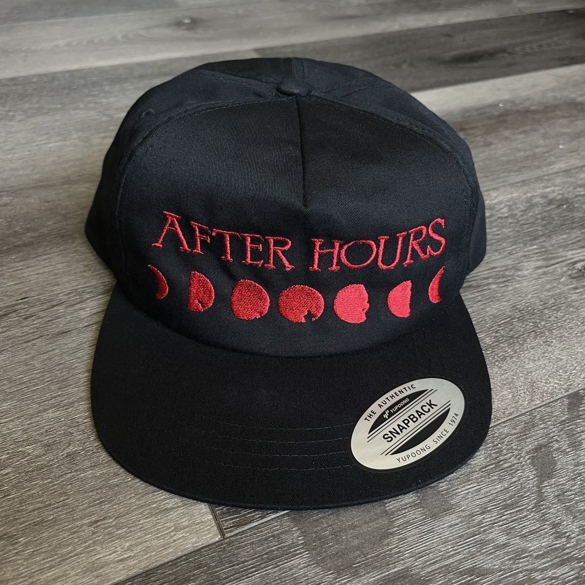 The Weeknd × XO The Weeknd XO After Hours Moon Phase Solid Panel Trucker Hat Size ONE SIZE - 1 Thumbnail