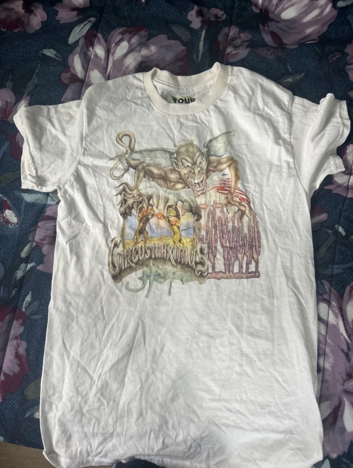 Travis Scott Travis scott circus maximus tour tee shirt Size US S / EU 44-46 / 1 - 1 Thumbnail