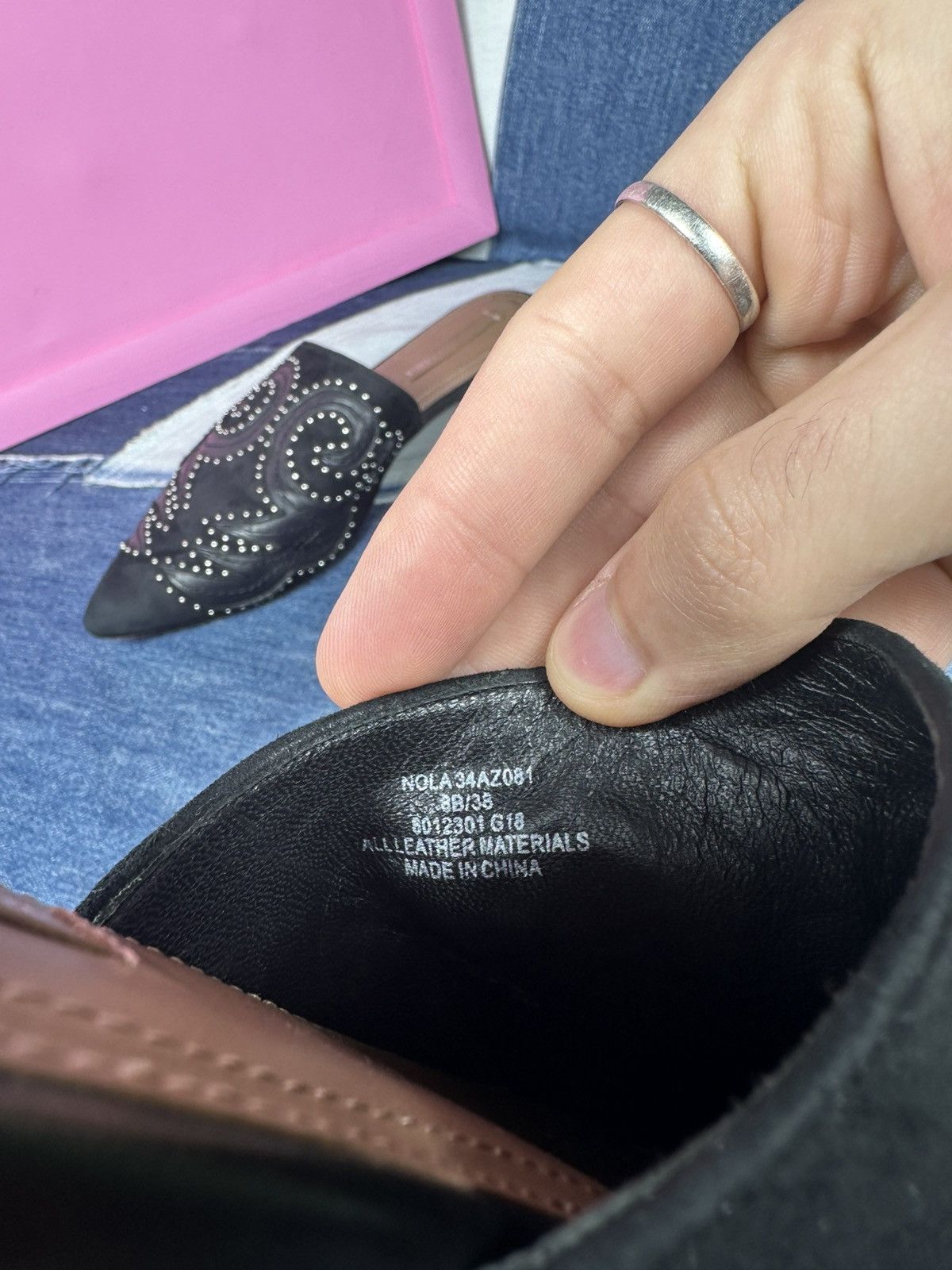 Bcbgmaxazria BCBGMAXAZRIA Nola Mules Suede Leather Black Flat Size US 8.5 / IT 38.5 - 14 Thumbnail