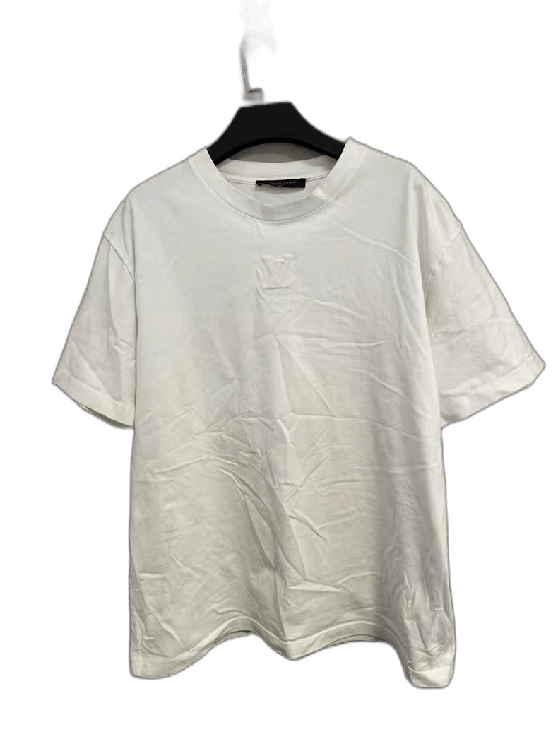 Louis Vuitton Louis Vuitton Embossed Logo Short Sleeve T-Shirt Size US L / EU 52-54 / 3 - 1 Thumbnail