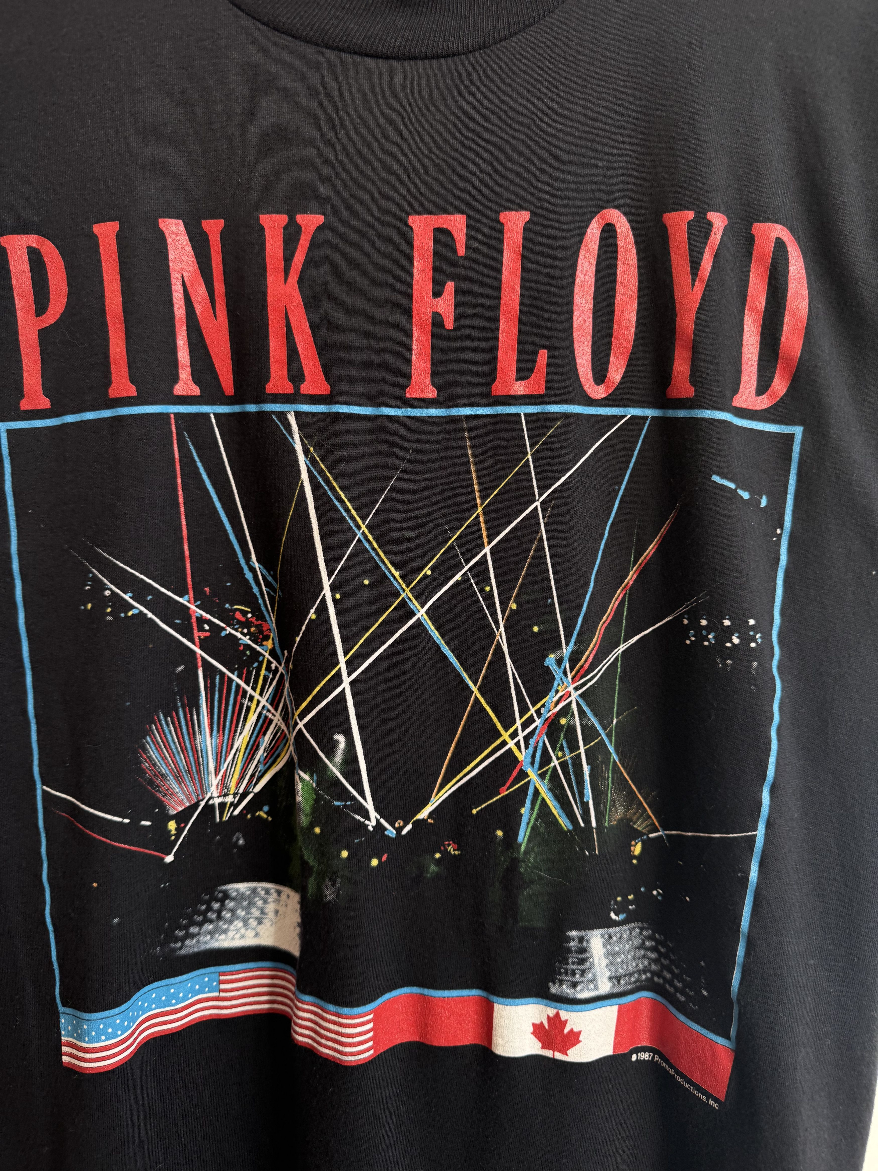 Vintage 1987 Pink Floyd Tour Band Tee Size XL Size US XL / EU 56 / 4 - 4 Thumbnail