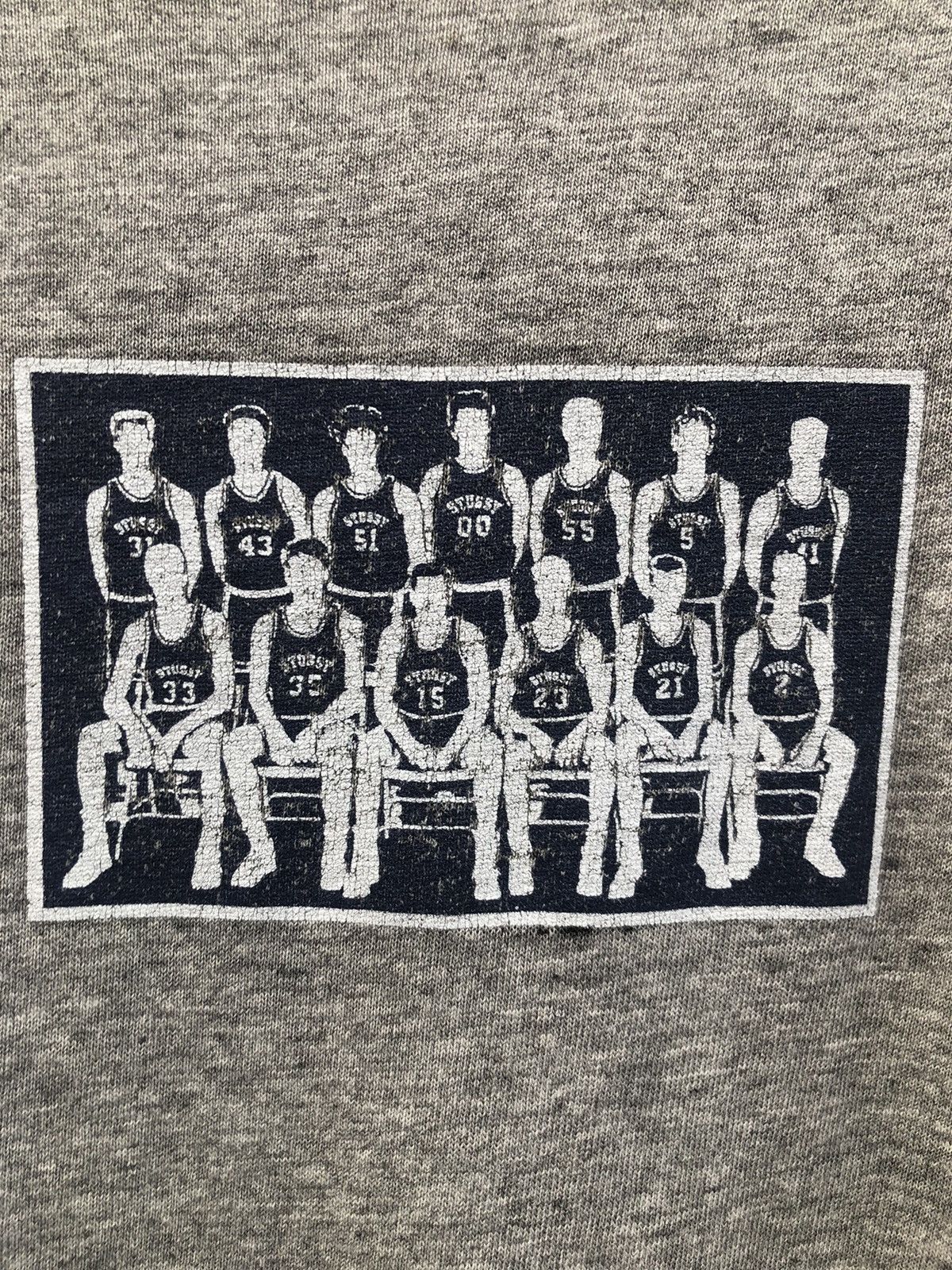 Stussy Vintage 90s Stussy Basketball Tshirt Distressed Size US L / EU 52-54 / 3 - 6 Thumbnail