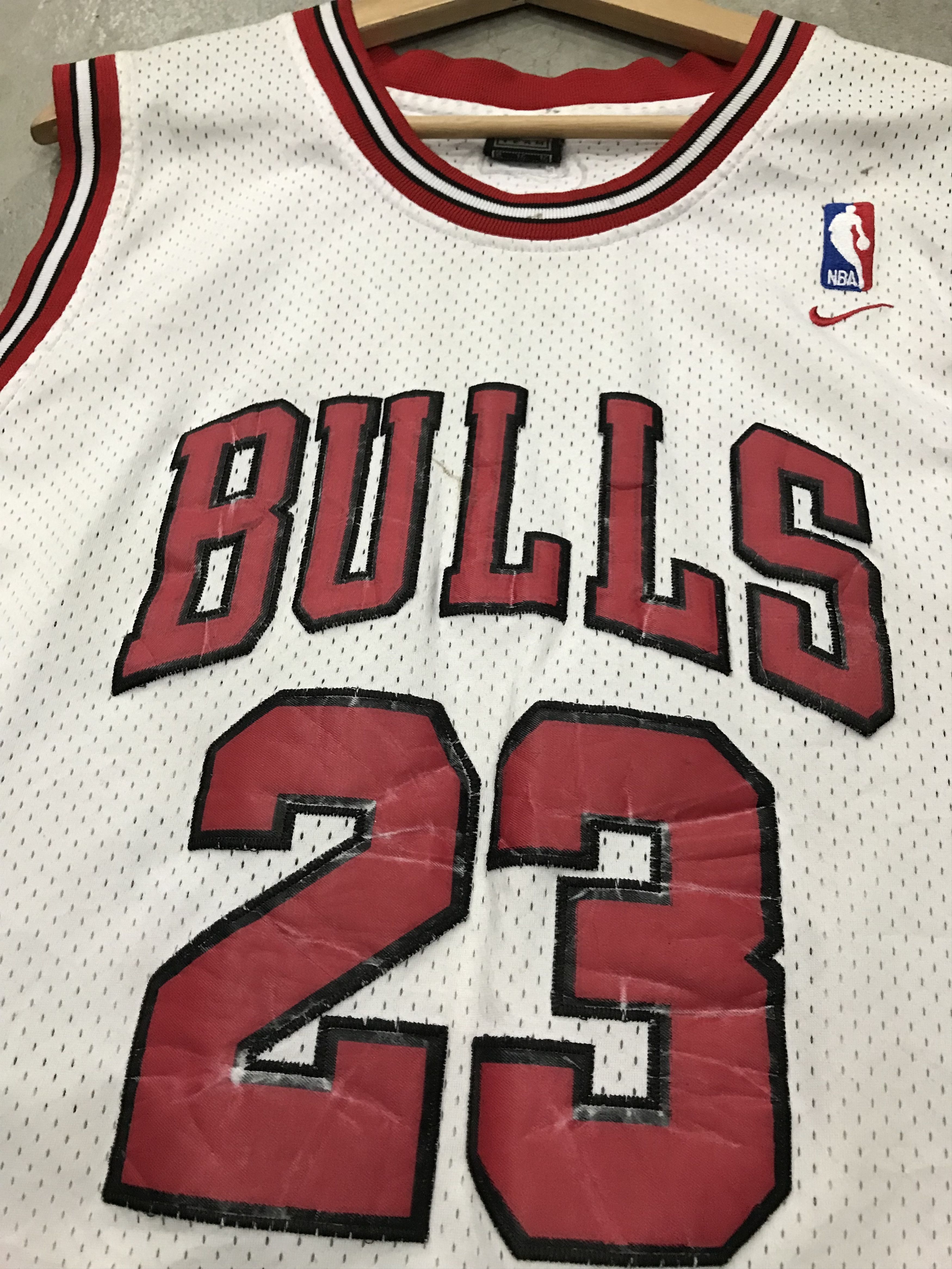 Nike Nike Chicago Bulls 23 Size US XL / EU 56 / 4 - 4 Thumbnail