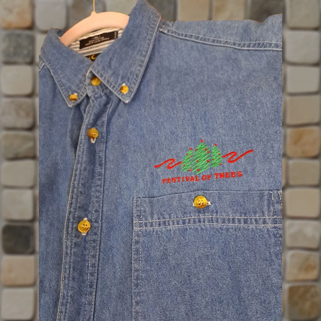 Vintage Luna Pier Festival of Trees Blue Jean Full Button Embroidered Shirt XL Unisex Adults Long Sleeve Denim Button-Up 33in Size US XL / EU 56 / 4 - 1 Thumbnail