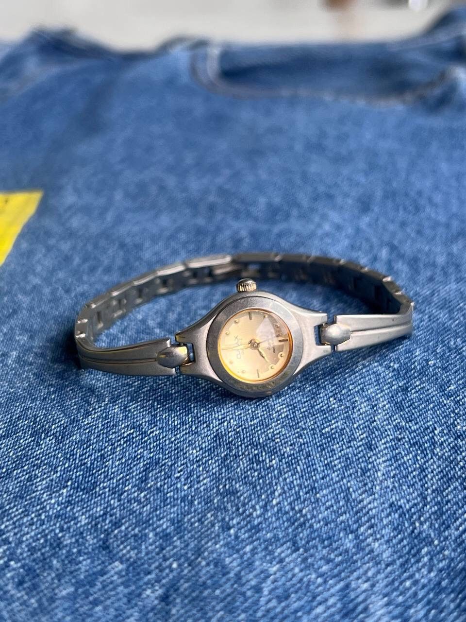 Japanese Brand Glamour Minimalistic Omax Steel Bracelet Watches Vintage Size ONE SIZE - 2 Thumbnail