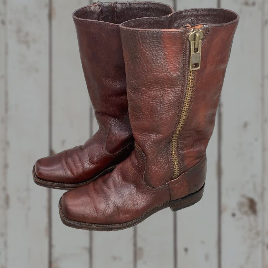 Frye Frye Heath Outside Zip Women's 6B Square Toe Boots Maple Brown Leather Mid-Calf Western Riding Footwear Adult Women Size US 6 / IT 36 - 1 Thumbnail