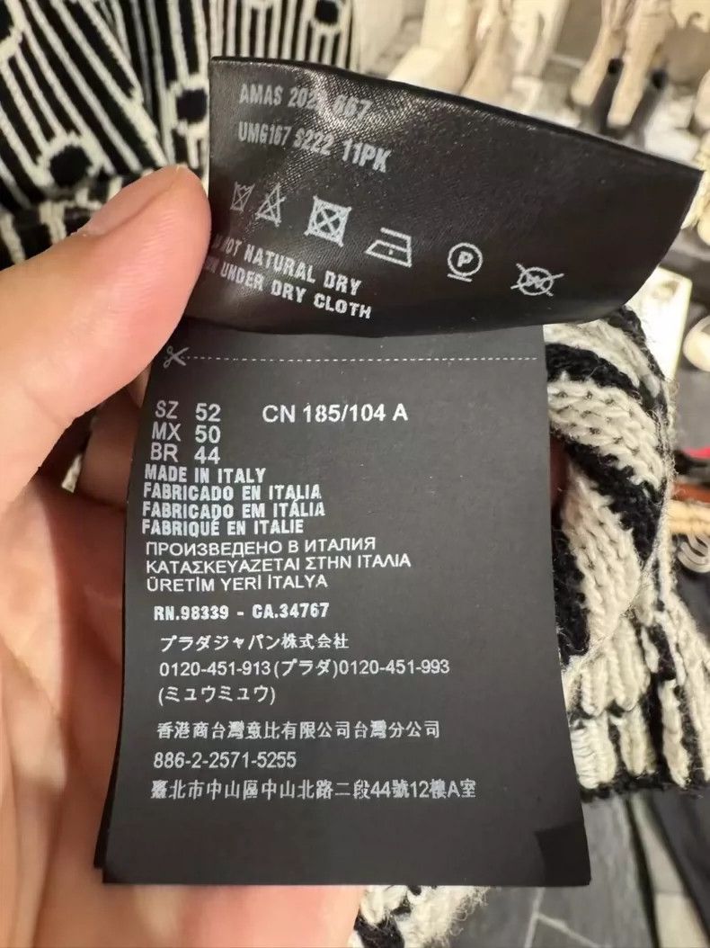 Prada Prada Black and White Triangular Cardigan shirt 2504-Nextar Size US L / EU 52-54 / 3 - 7 Thumbnail