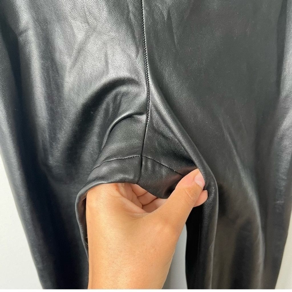 Aritzia Wilfred Free Daria Chic Black polyurethane Leggings Size XS Size 26" / US 2 / IT 38 - 6 Thumbnail