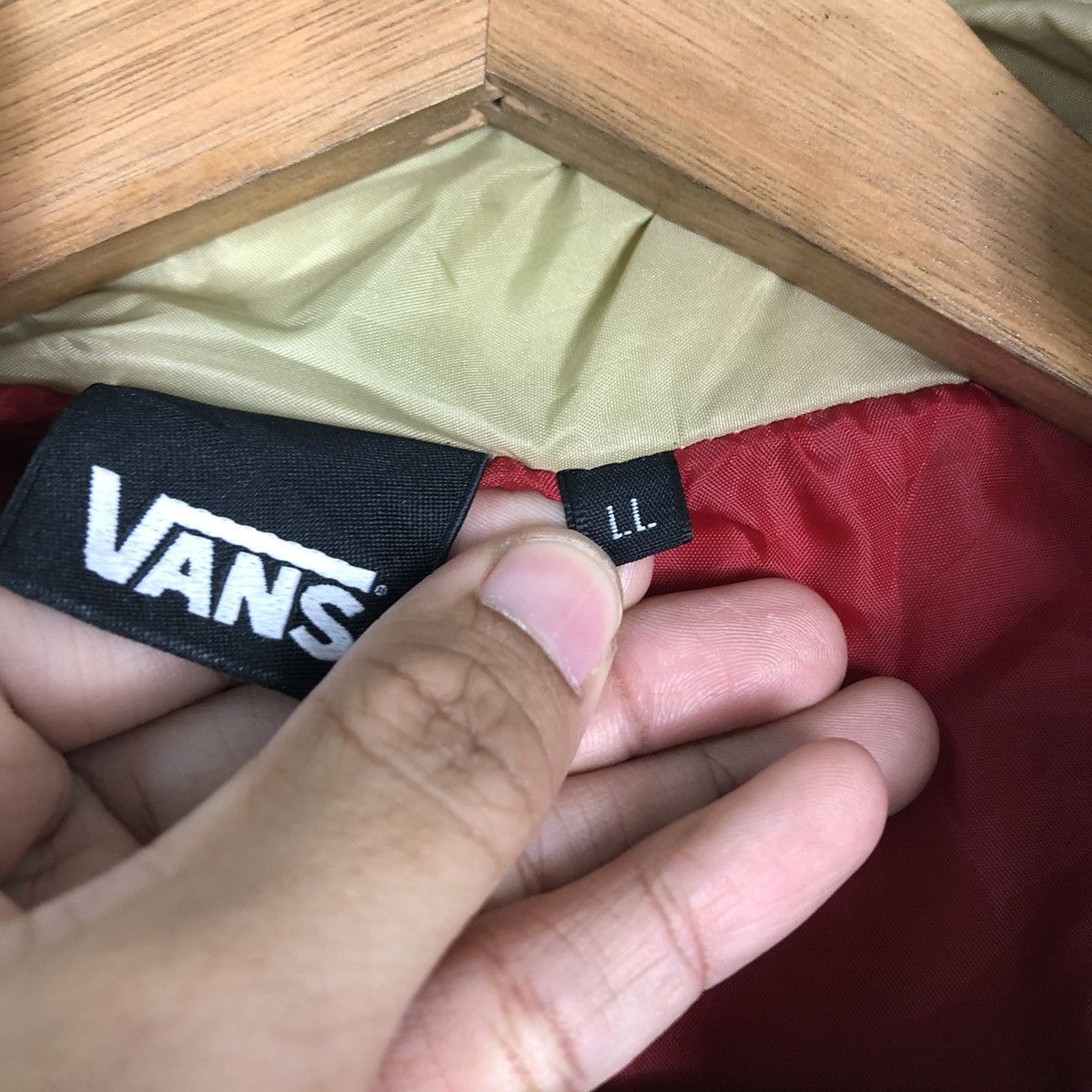 Japanese Brand 🔥Vintage Puffer Down Bomber Jacket Vans Skate Wear Design Size US L / EU 52-54 / 3 - 20 Thumbnail