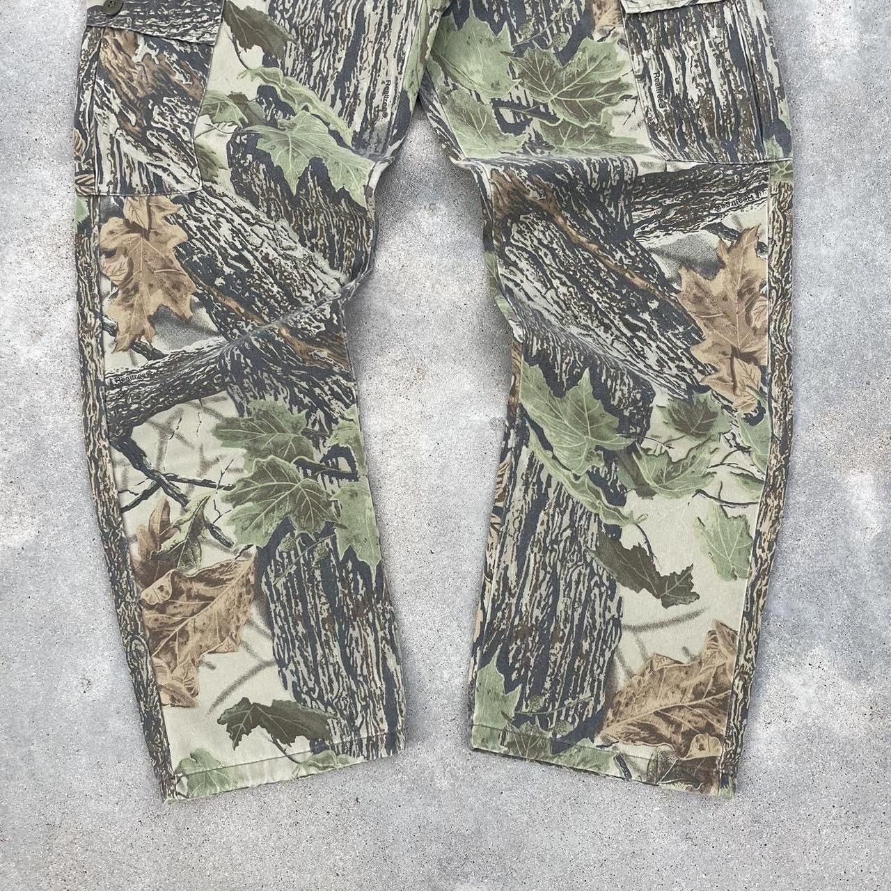 Japanese Brand × Vintage Crazy vintage essential 90s baggy faded camo pants Size US 34 / EU 50 - 3 Thumbnail