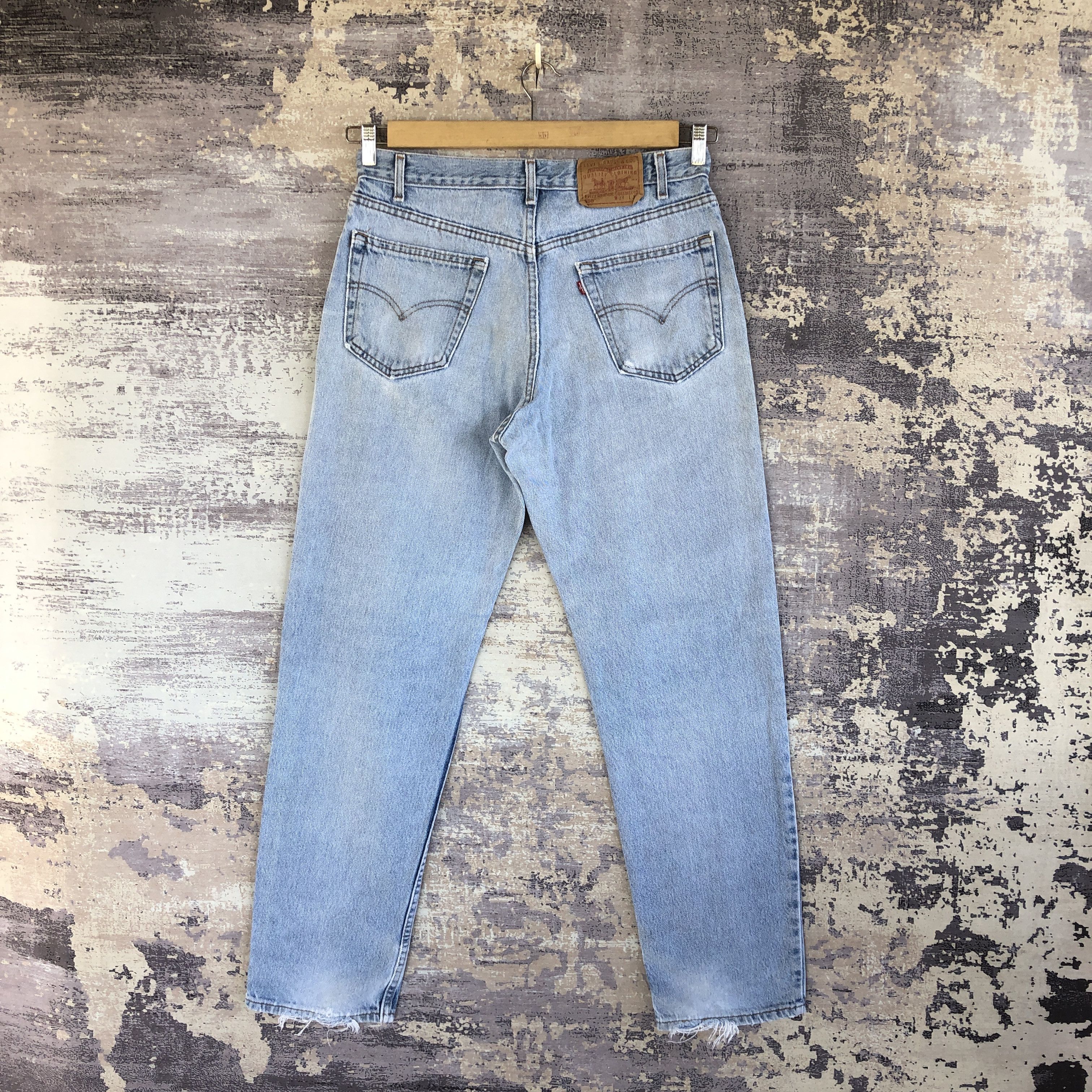 Levi's Vintage Levis Sun Faded Jeans Levi's Light Wash Denim Size US 32 / EU 48 - 2 Thumbnail