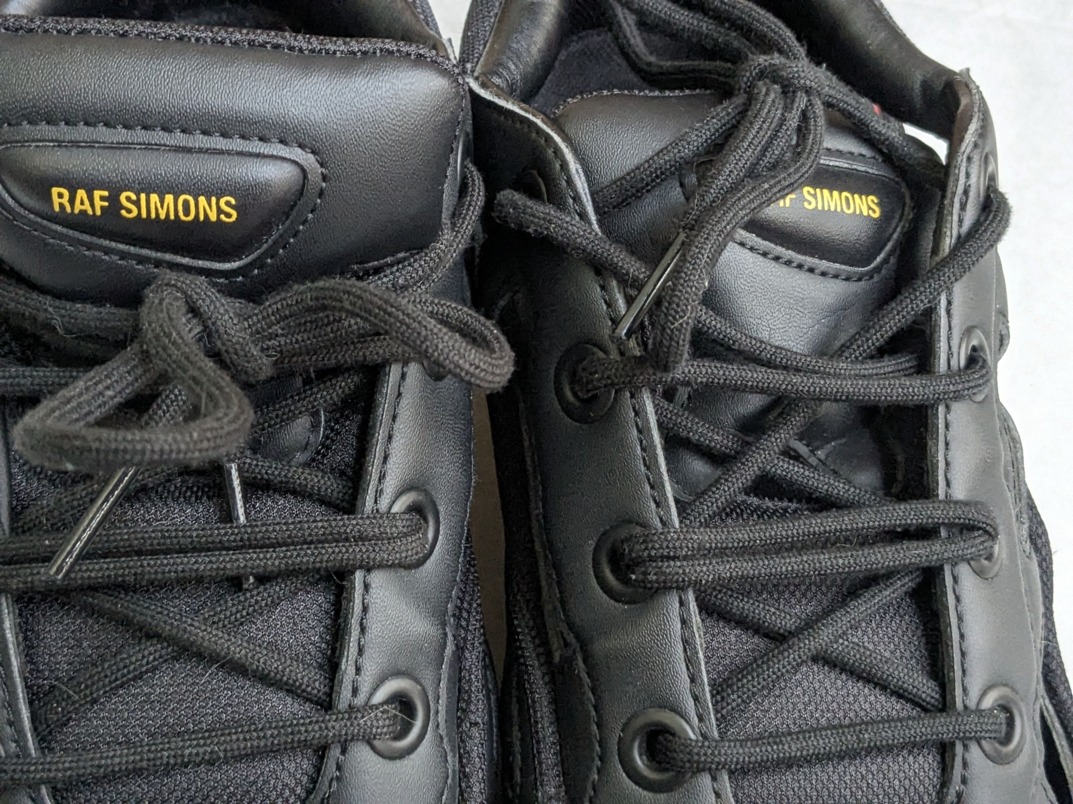 Raf Simons Adidas x Raf Simons OZWEEGO REPLICANT BELGIUM F34234 11 Size US 11 / EU 44 - 2 Thumbnail