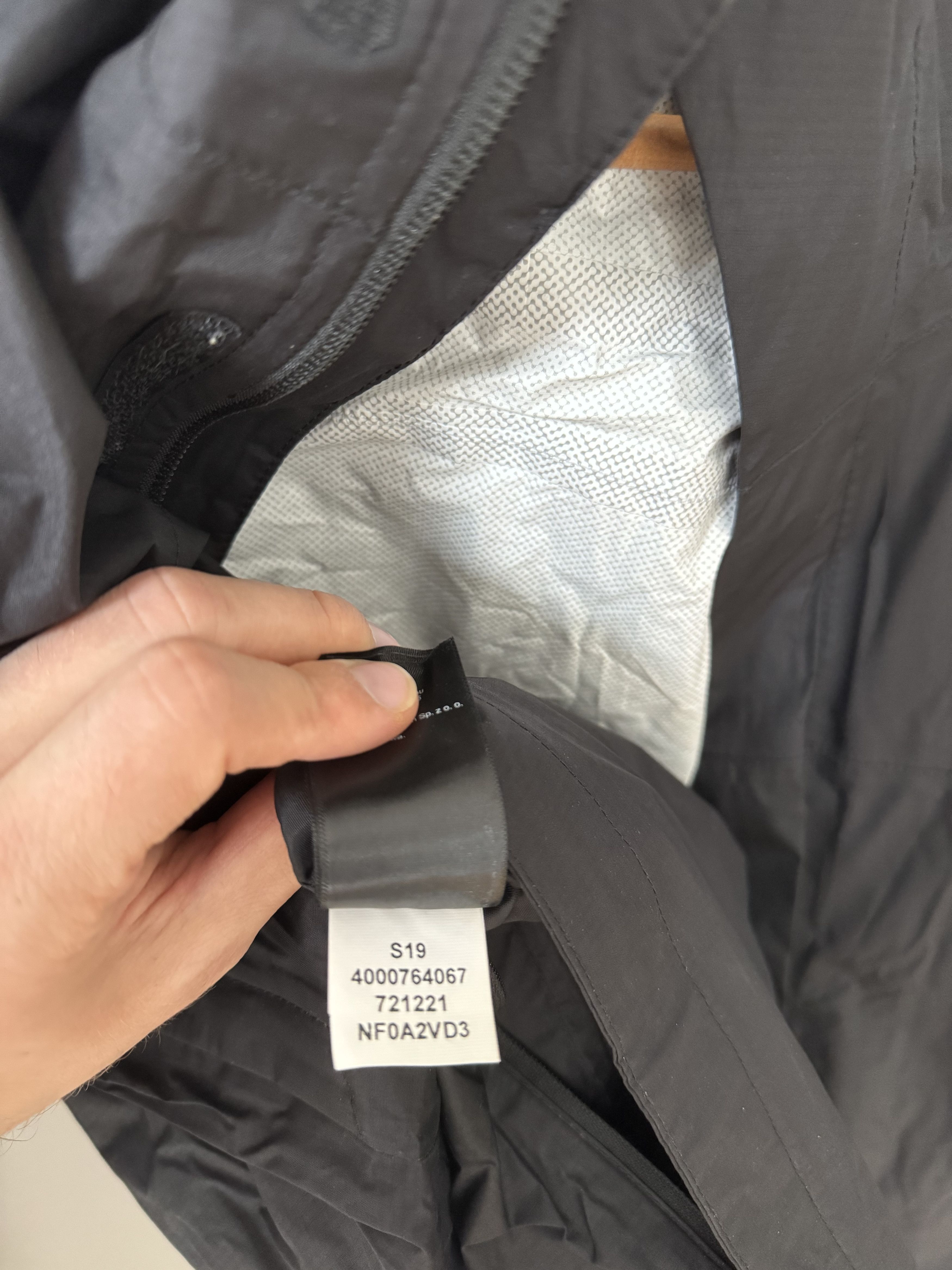 The North Face [M] Venture 2 Waterproof Jacket (SS20) Size US M / EU 48-50 / 2 - 7 Thumbnail