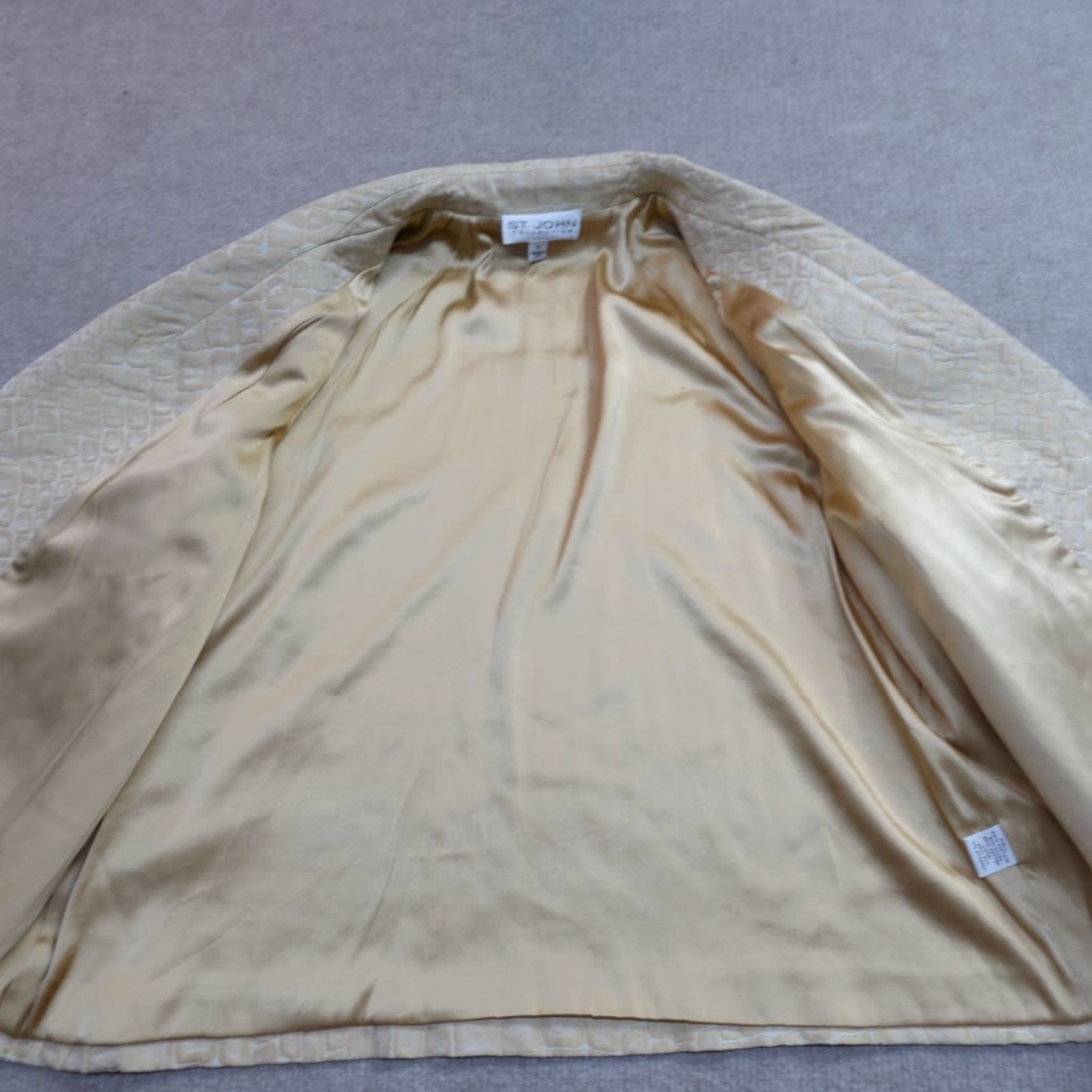 St. John St. John Blazer Shirt Womens Jacket 10 Beige Geometric Silk Lined Long Sleeve Knit N/A Size L / US 10 / IT 46 - 5 Thumbnail