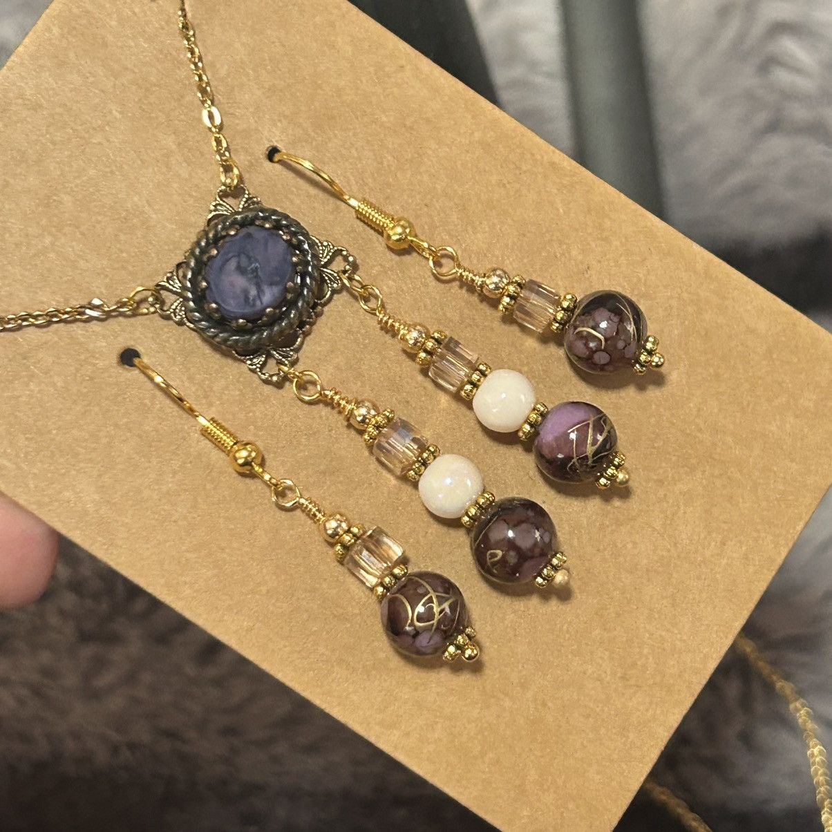 Handmade Handcrafted elegant vintage dogtooth glass necklace set Size ONE SIZE - 1 Thumbnail
