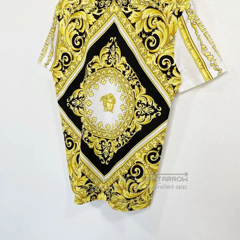 Versace Versace Short Sleeve Cotton Print T-Shirt . Size US S / EU 44-46 / 1 - 3 Thumbnail