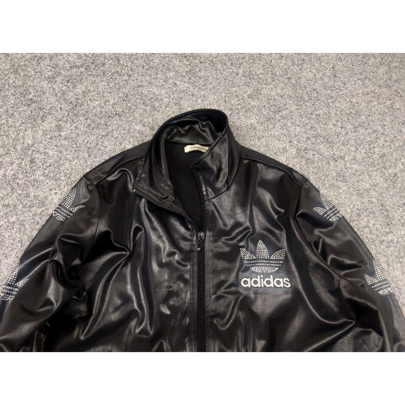 Adidas VINTAGE Adidas Originals Chile 62 Track Top Zip Jacket Black Waxed Style Women M Black 90s Track Top Logo Size M / US 6-8 / IT 42-44 - 5 Thumbnail