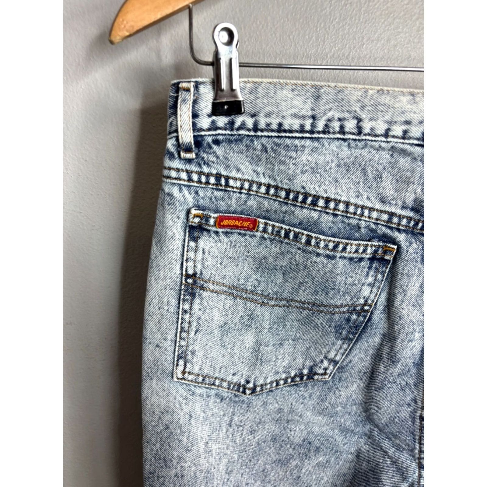 Jordache VINTAGE Jordache Jeans Women's 31x28 Light Wash High Rise Tapered Leg 90s Blue Size 26" / US 2 / IT 38 - 2 Thumbnail