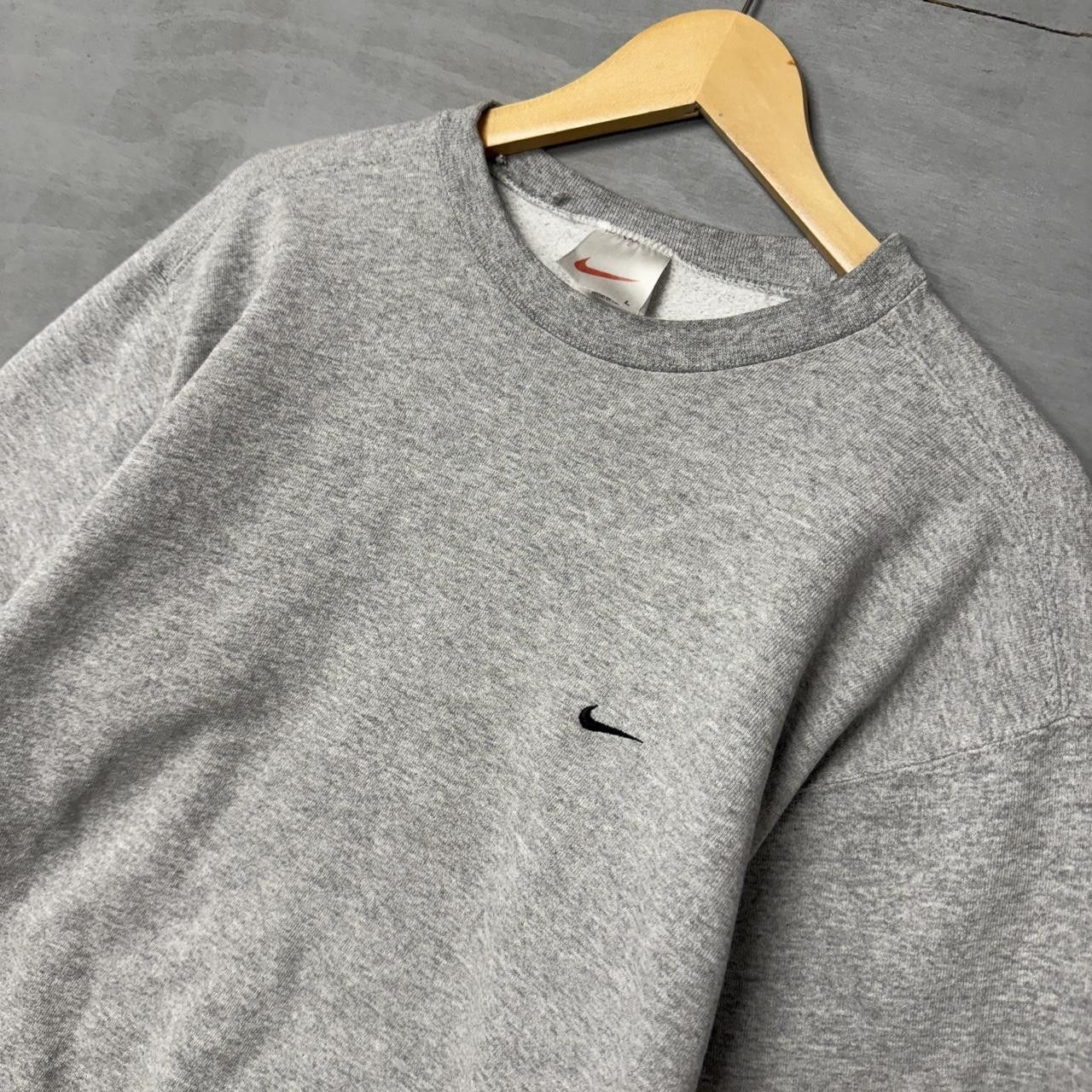 Nike × Vintage Vintage Nike 90s Made in USA Boxy Crewneck Sweatshirt Large Size US L / EU 52-54 / 3 - 3 Thumbnail