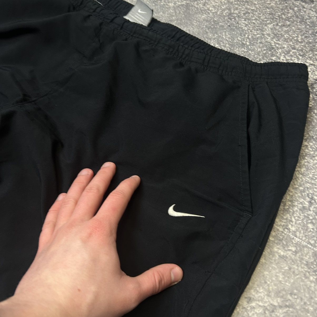 Nike Vintage Nike Small Swoosh Streetwear Balloon Y2k pants Size US 38 / EU 54 - 7 Thumbnail