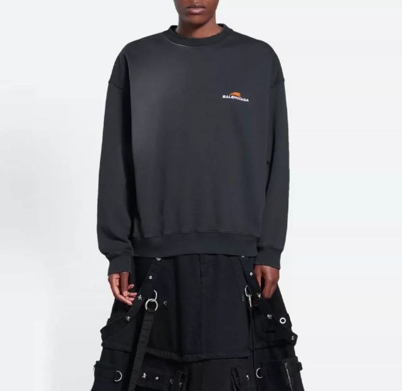 Balenciaga Balenciaga Year of the Tiger Printed Crew Neck Sweatshirt Size US S / EU 44-46 / 1 - 5 Thumbnail