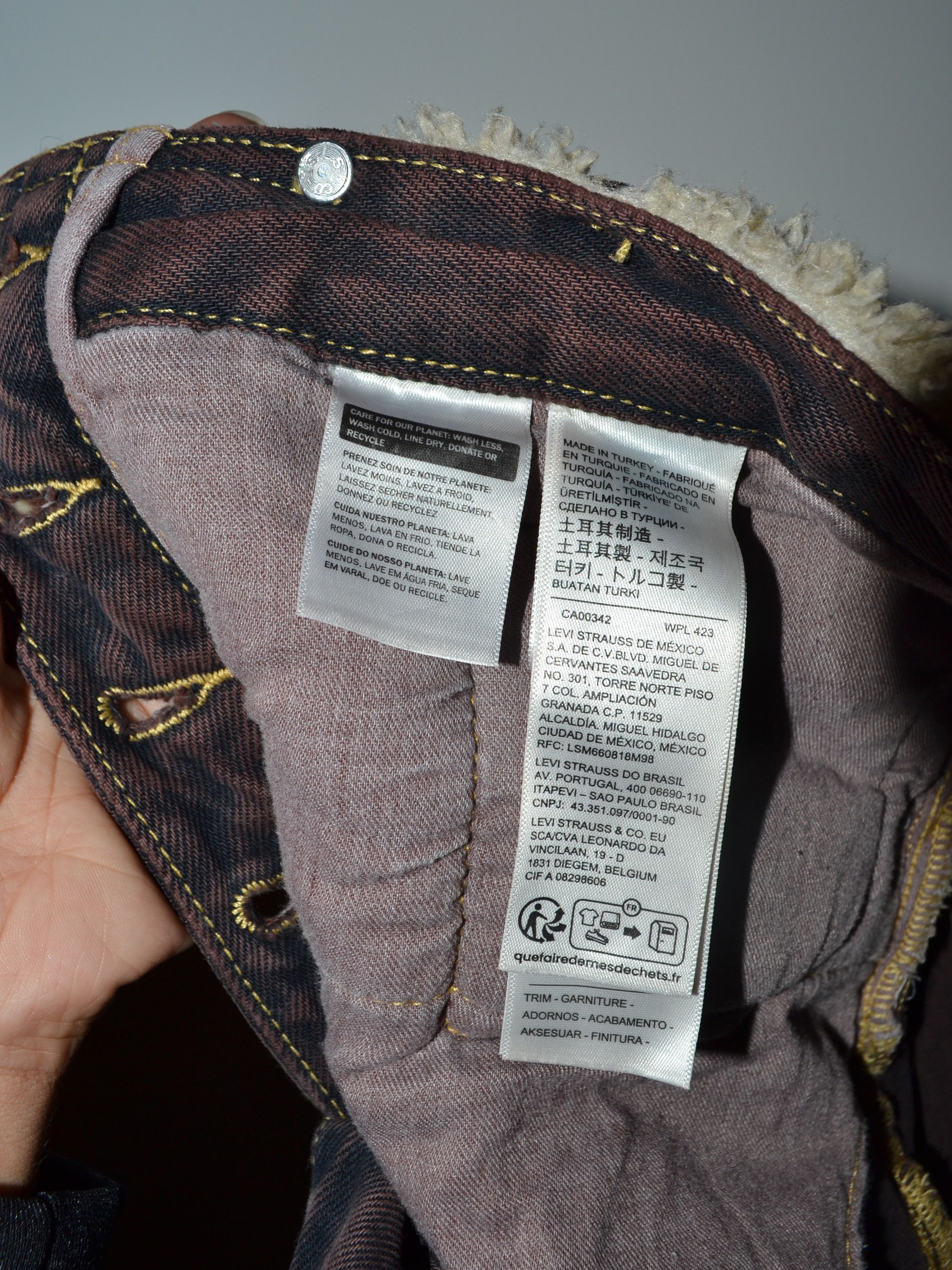 Kiko Kostadinov × Levi's 2024 Sherpa Trimmed Overdyed Jeans Size US 30 / EU 46 - 11 Thumbnail