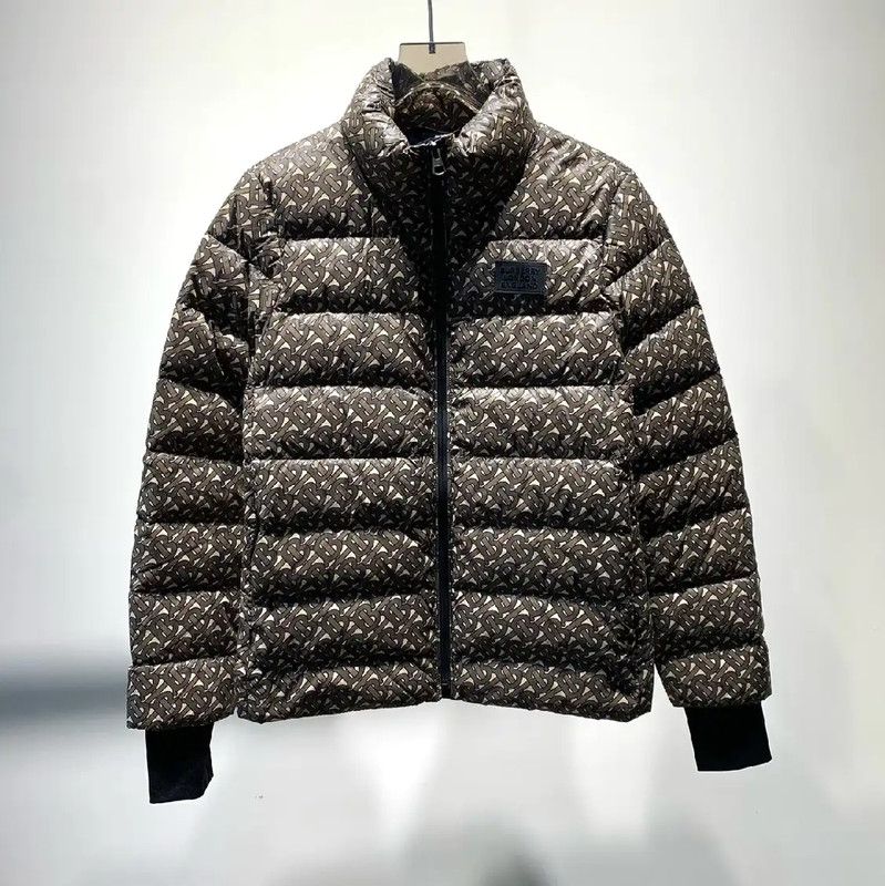 Burberry Burberry Women's Khaki Nylon Down Jacket Size S / US 4 / IT 40 - 1 Thumbnail