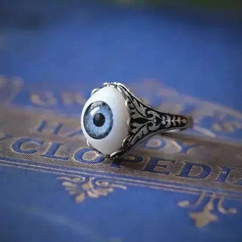 Jewelry Evil Eye Skull Claw Ring in Silver, Men's