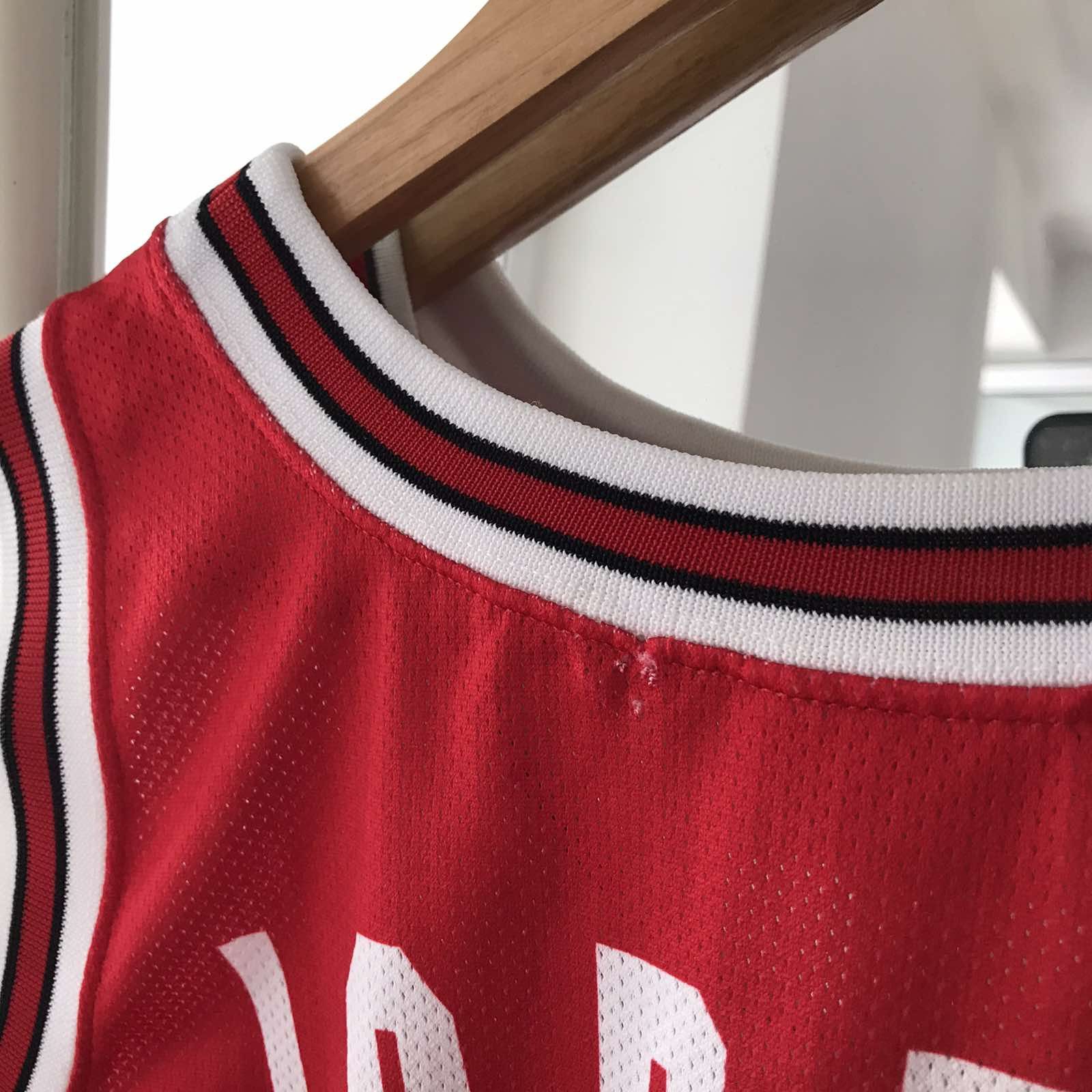 Jordan Brand × NBA Vintage Jordan #23 Chicago Bulls Champion NBA Jersey Size US M / EU 48-50 / 2 - 4 Thumbnail