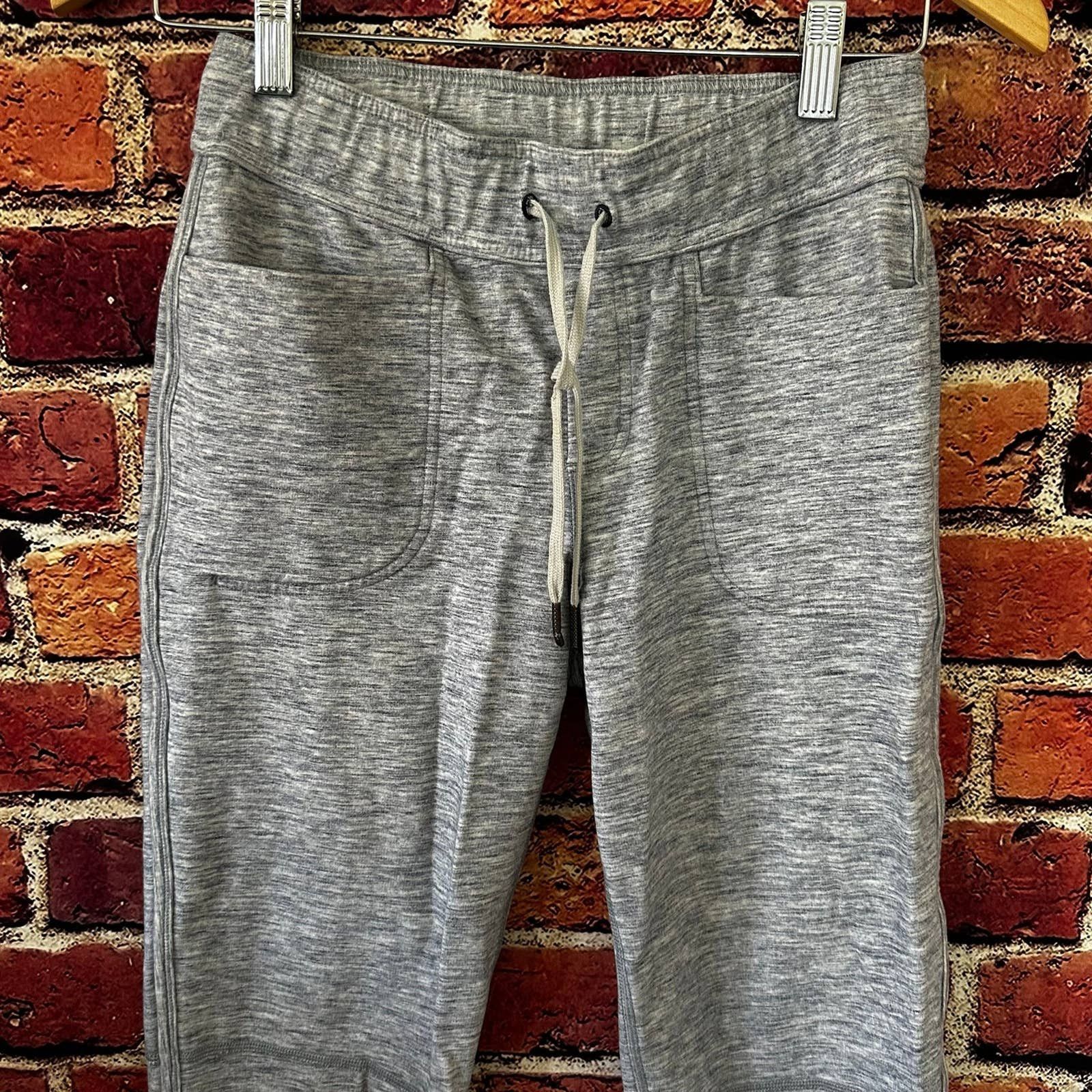 Lululemon Lululemon Capri Size 27" / US 4 / IT 40 - 2 Thumbnail