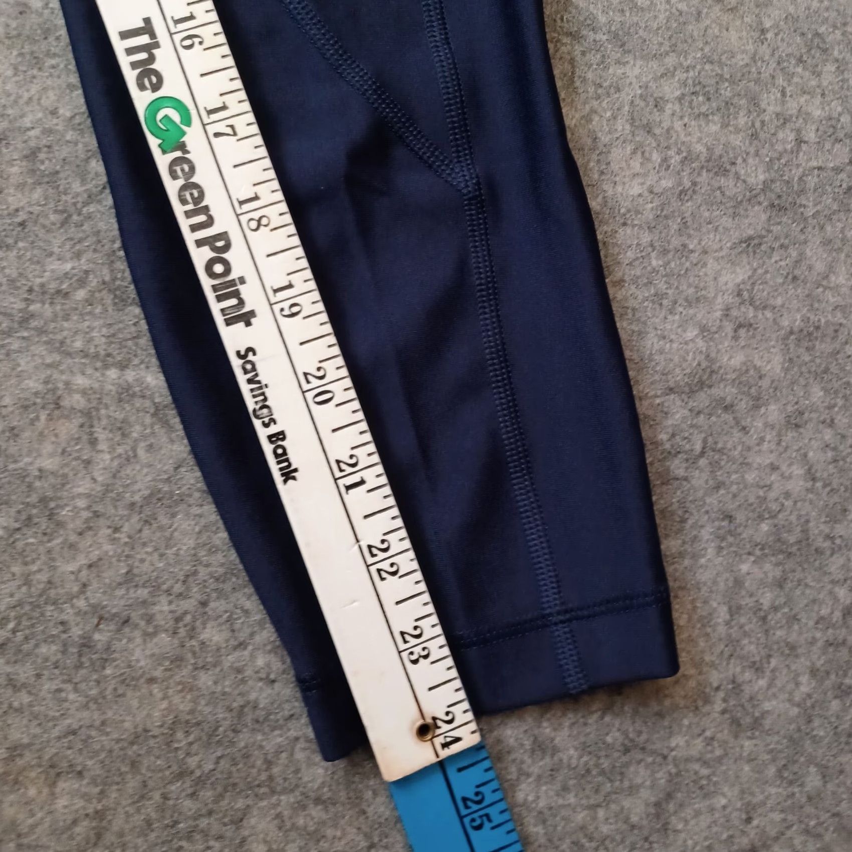 Under Armour Under Armour Womens Leggings M Blue High Rise Ankle Crop Compression NWT 27 in Inseam 24 in Capri Logo Breathable Stretch Easy Care Size 32" / US 10 / IT 46 - 5 Thumbnail