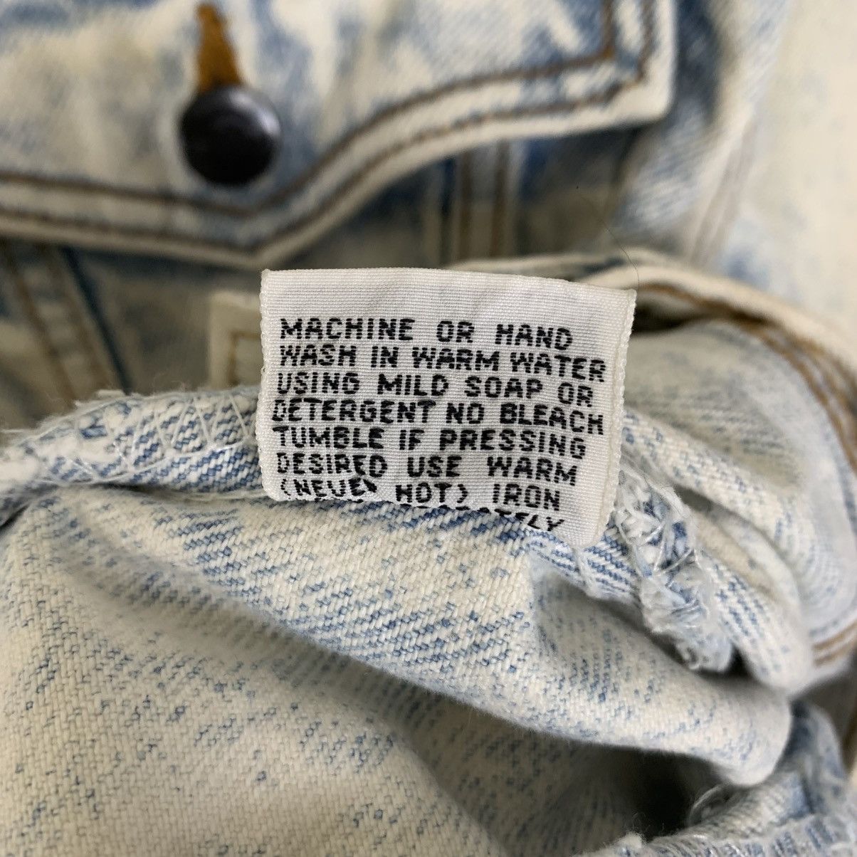 Hard Rock Cafe × Vintage Vintage Hard Rock Cafe Orlando Denim Jacket Small Size Size US S / EU 44-46 / 1 - 16 Thumbnail