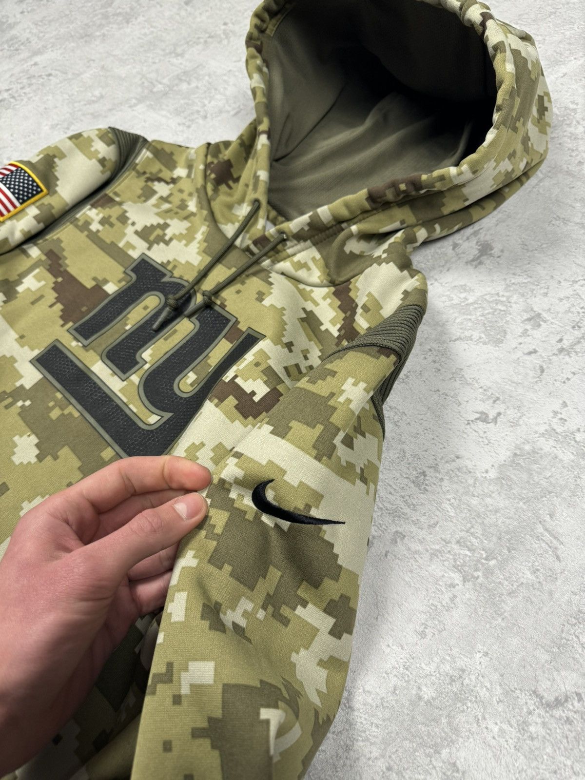 NFL Nike New York Giants Salute To Service Hoodie Camo Size M Size US M / EU 48-50 / 2 - 8 Thumbnail
