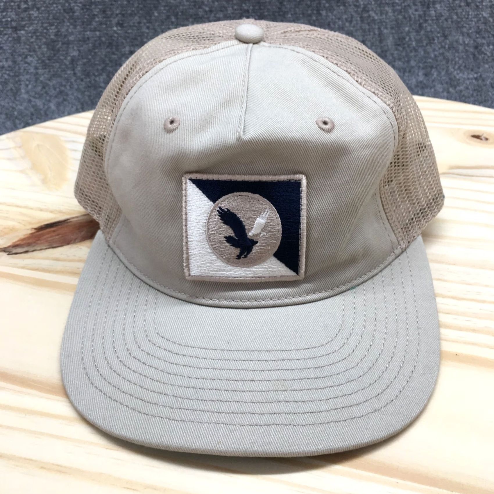 American Eagle Outfitters American Eagle Trucker Hat Mens Brown OS Adjustable Flat Brim Embroidered Logo Size ONE SIZE - 2 Thumbnail