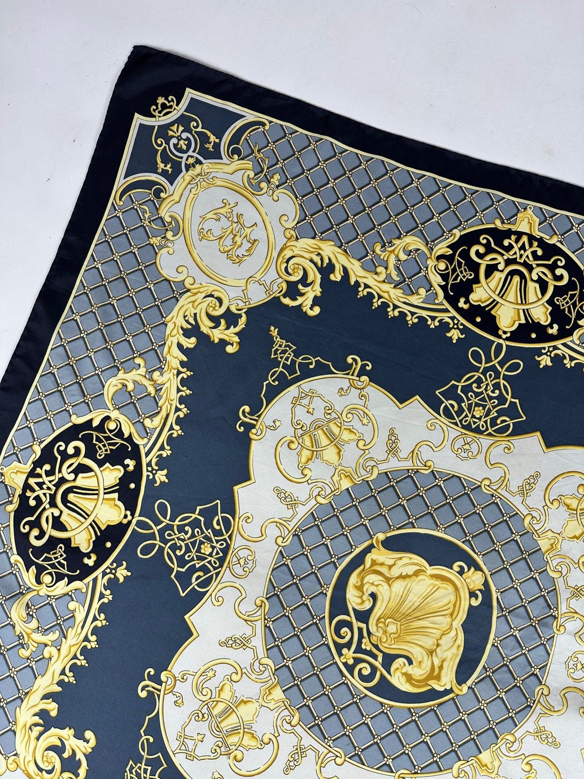 Pierre Balmain Vintage Pierre Balmain Paris Silk Scarf Size ONE SIZE - 5 Thumbnail