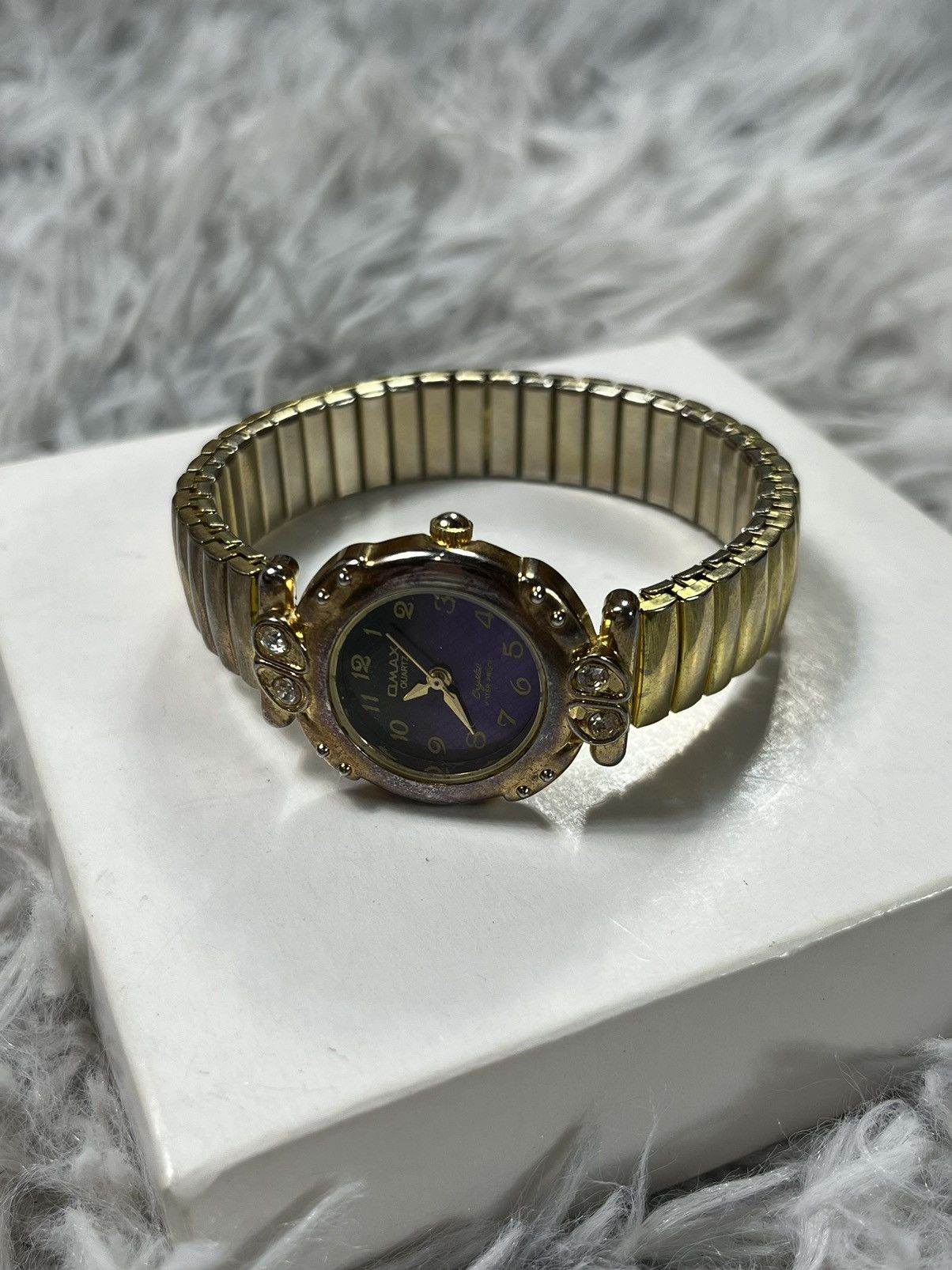 Jewelry Omax Gold & Purple Ladies’ Bracelet Watch – Japanese Brand Size ONE SIZE - 12 Thumbnail