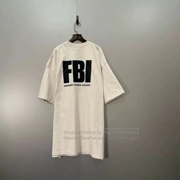 Balenciaga Balenciaga FBI Print Short Sleeve. Size US M / EU 48-50 / 2 - 1 Thumbnail