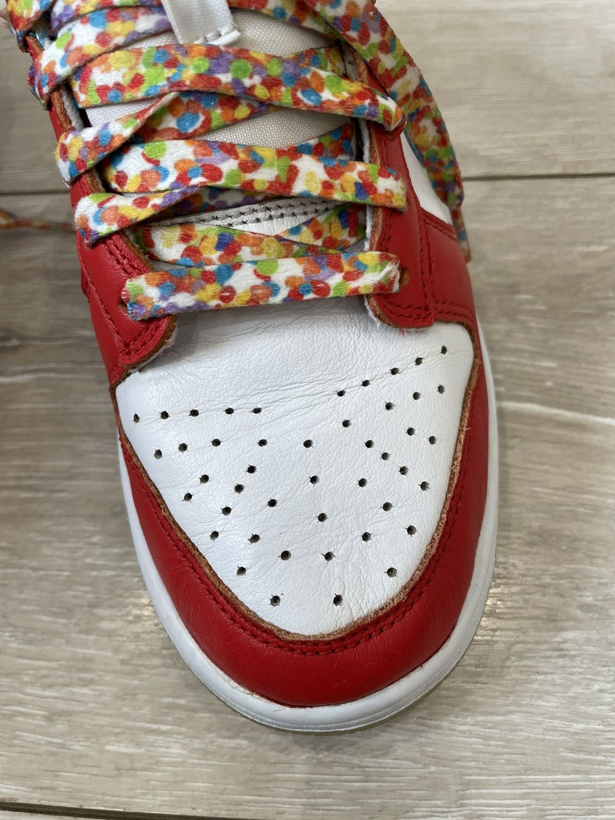 Nike Size 6 - Nike Dunk Low x LeBron James x Fruity Pebbles Red6 Size US 6 / IT 36 - 9 Thumbnail