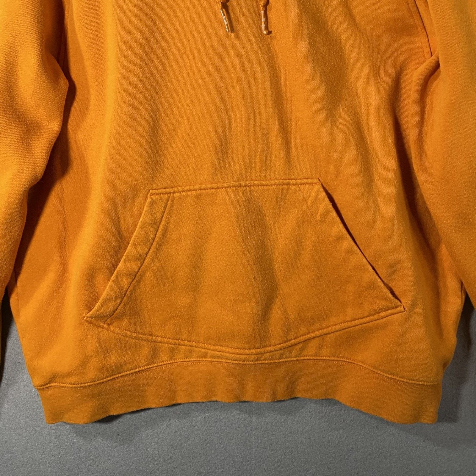 Nike Nike Swoosh Logo Pullover Hoodie Sweatshirt Yellow Large Vtg Size US L / EU 52-54 / 3 - 3 Thumbnail