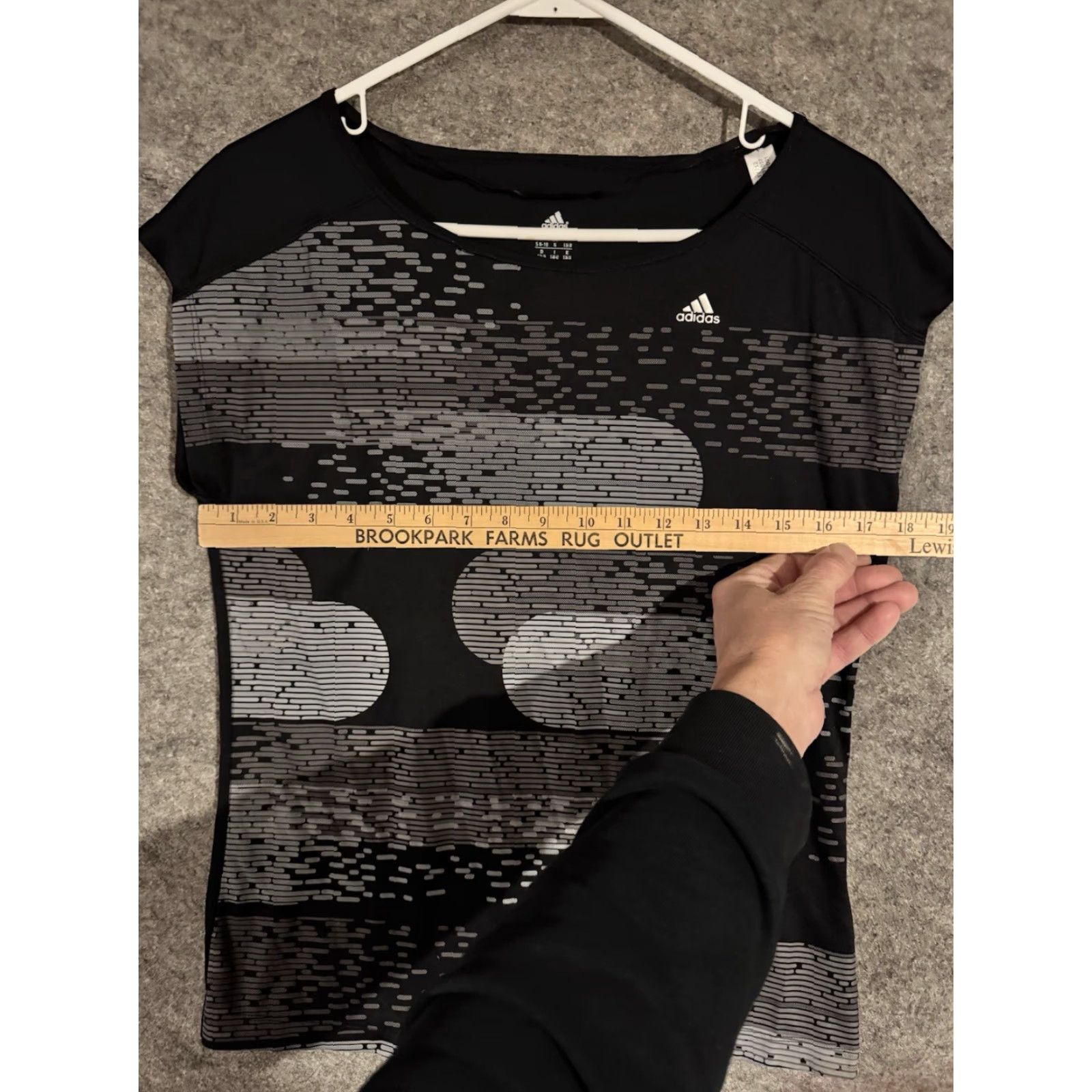 Adidas Adidas Top Womens Small Abstract Climalite T-Shirt Short Sleeve 100% Polyester Black Size S / US 4 / IT 40 - 3 Thumbnail