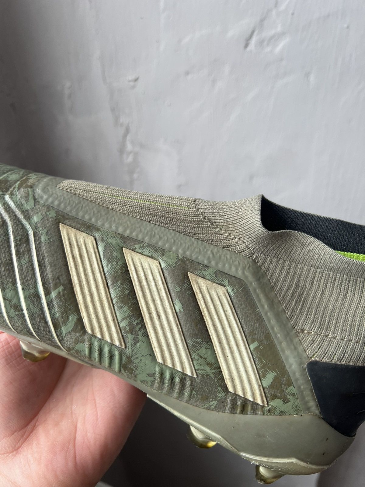 Adidas ADIDAS PREDATOR 19.1 FG LEGION GREEN SOCCER BOOTS US 6 Size US 8 / EU 41 - 6 Thumbnail