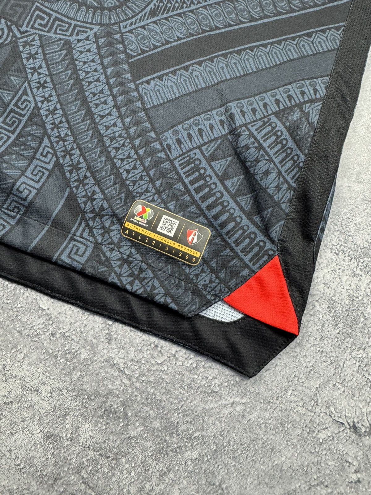 Other FC Charly Atlas 22/23 Jersey Size L Rojinegros Liga MX Size US L / EU 52-54 / 3 - 7 Thumbnail