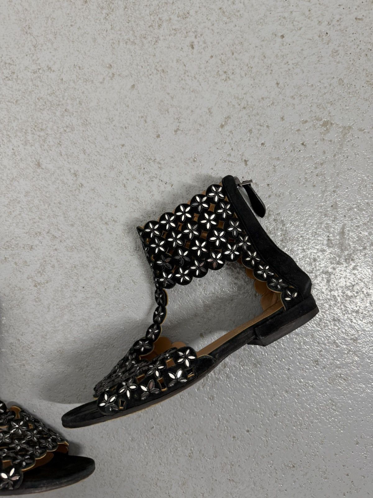 Alaia Alaïla Black Suede Gladiator Sandals Size US 7 / IT 37 - 2 Thumbnail