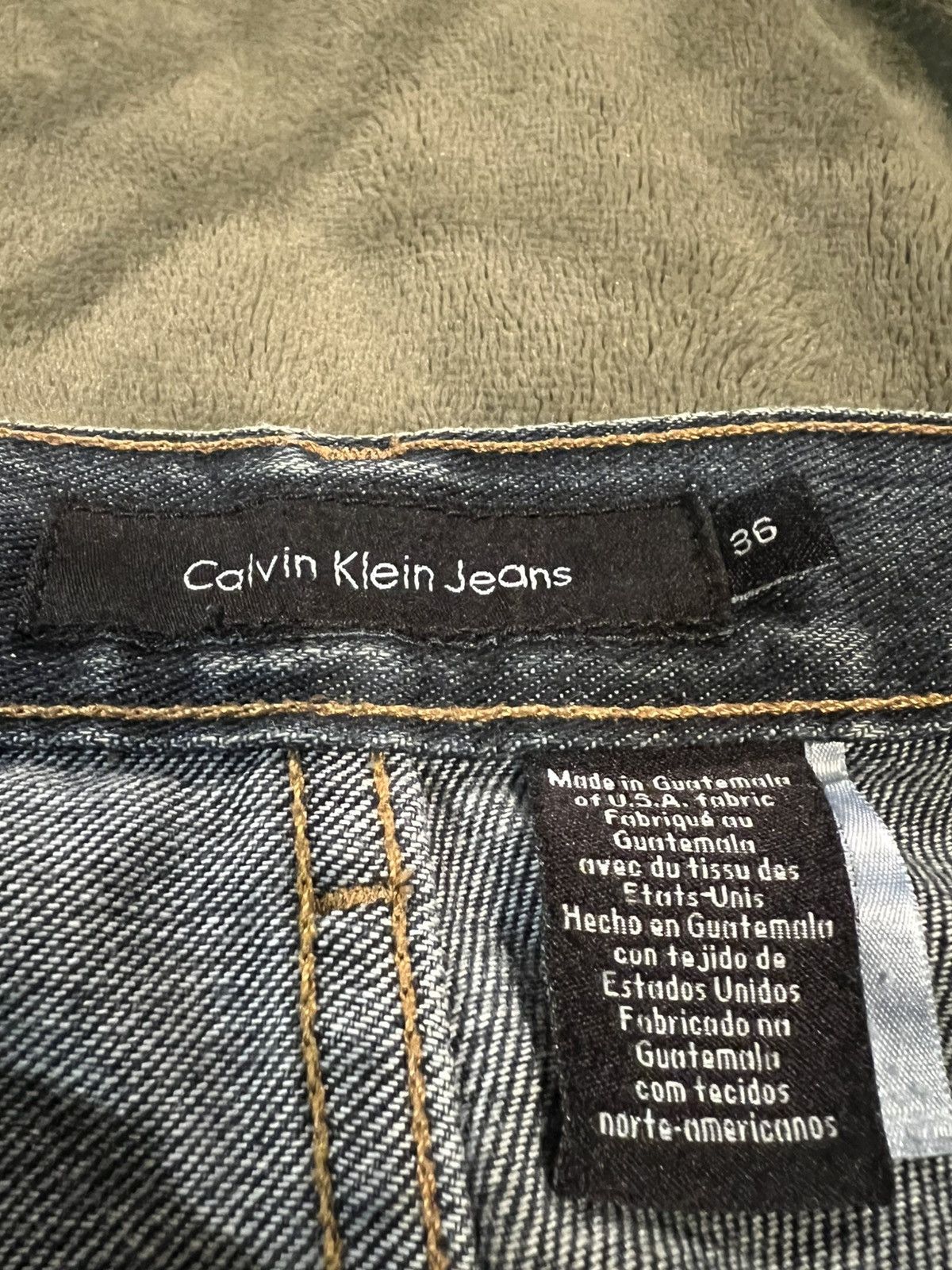 Calvin Klein Men’s Relaxed Loose Fit Distressed Denim Calvin Klein Jeans Size US 36 / EU 52 - 3 Thumbnail