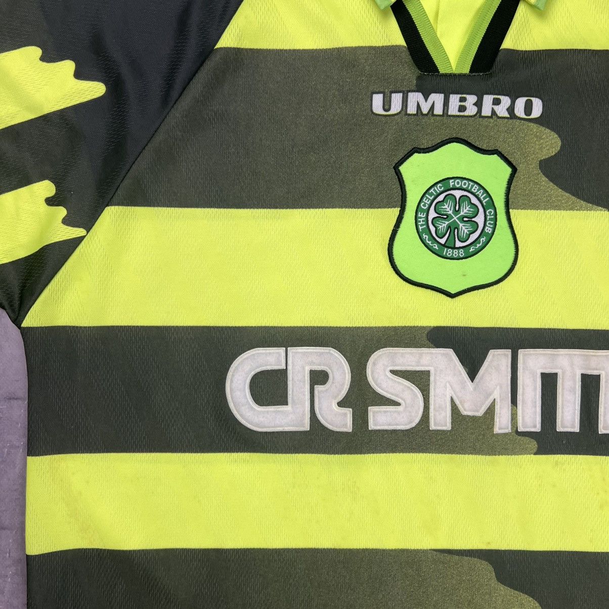 Umbro Rare! Celtic 1996/97 Umbro Soccer Jersey Shirt Vintage Size US XL / EU 56 / 4 - 10 Thumbnail